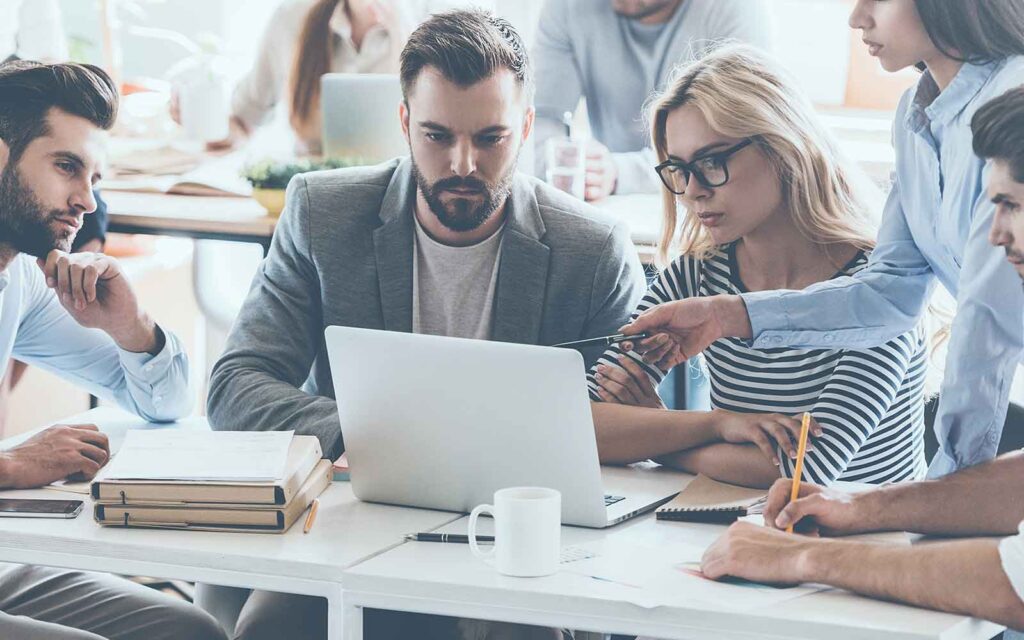 People happy in an office